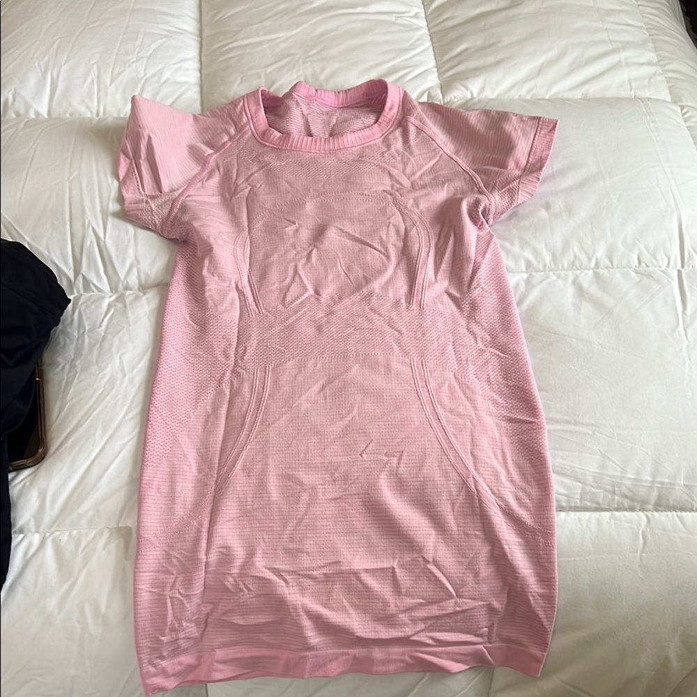 Pink Short Sleeve Lululemon top
